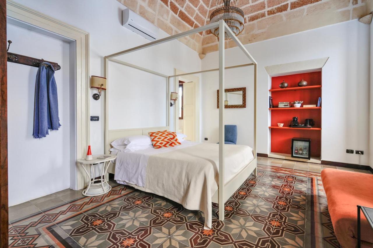 Castriota19 - Jacuzzi Room & Apartment Sit Lecce Exterior foto