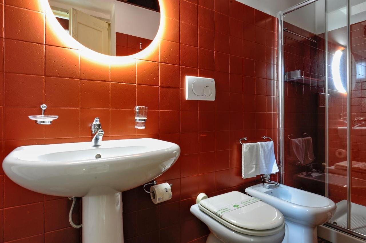 Castriota19 - Jacuzzi Room & Apartment Sit Lecce Exterior foto